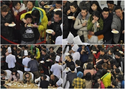 瀋陽の無料夕食会 100人が取り合い