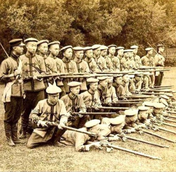 【写真報道】歴史上の中国：清国の精鋭部隊