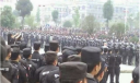 貴州省で数万人がデモ 鎮圧で数十人死傷