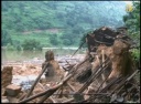 雲南地震 天然ダムの水位が急上昇