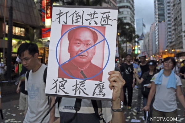 【写真報道】2012香港「７．１」デモ（２）ー怒る香港人