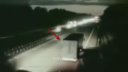 高速道路の監視カメラが捉えた不可思議な瞬間 ドイツ